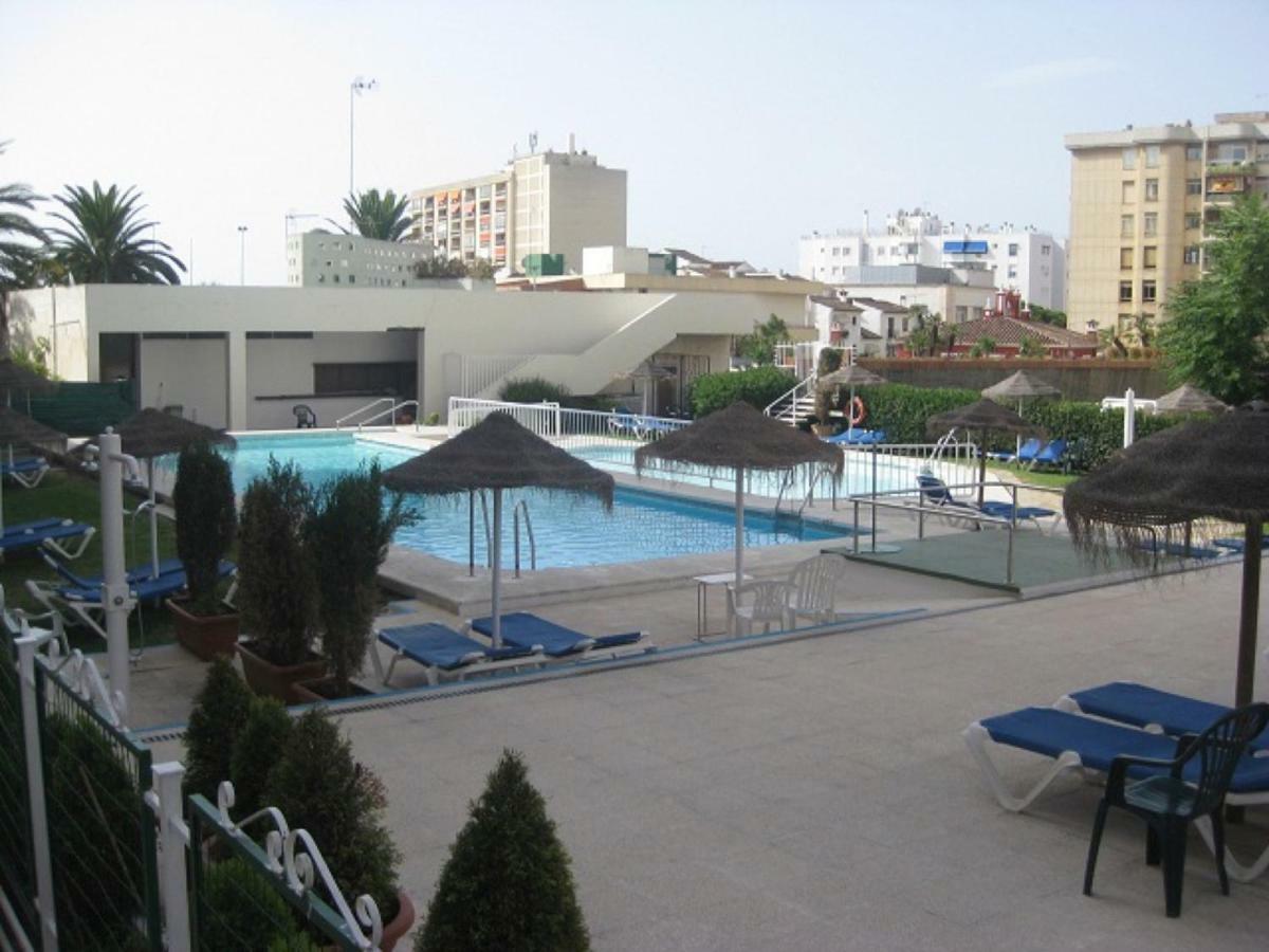 Cozy Apartamento Centro Torremolinos Esterno foto